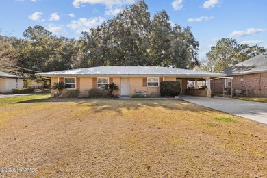 Beach Home For Sale in Franklin, Louisiana