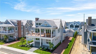 Beach Home For Sale in Narragansett, Rhode Island