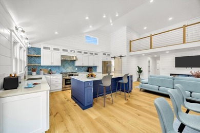 Beach Home For Sale in Teaticket, Massachusetts