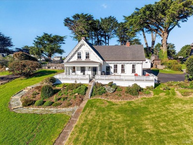 Beach Home For Sale in Mendocino, California