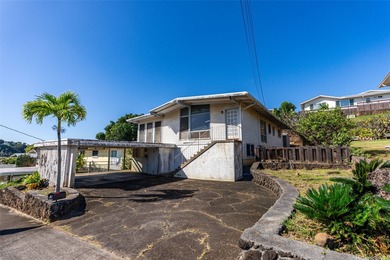 Beach Home Sale Pending in Honolulu, Hawaii