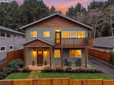 Beach Home For Sale in Cannon Beach, Oregon