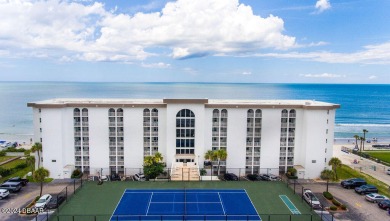 Beach Condo For Sale in Daytona Beach, Florida