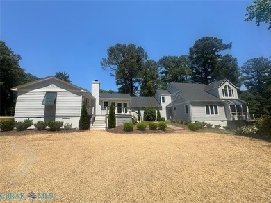 Beach Home For Sale in Irvington, Virginia