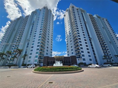 Beach Condo For Sale in Sunrise, Florida