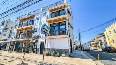 Beach Townhome/Townhouse For Sale in Ventnor, New Jersey