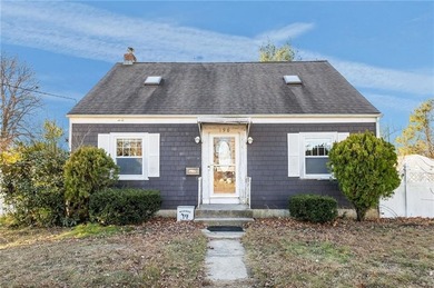 Beach Home Sale Pending in Warwick, Rhode Island