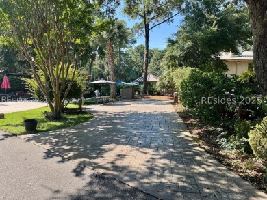 Beach Lot For Sale in Hilton Head Island, South Carolina