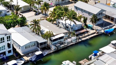 Beach Home For Sale in Tavernier, Florida