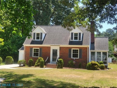 Beach Home Sale Pending in Newport News, Virginia