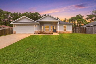 Beach Home For Sale in Gulf Breeze, Florida