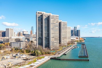 Beach Condo For Sale in Detroit, Michigan