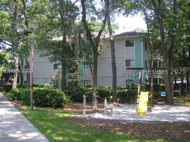 Beach Condo For Sale in Hilton Head Island, South Carolina