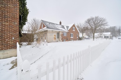 Beach Home Active Under Contract in Manistee, Michigan