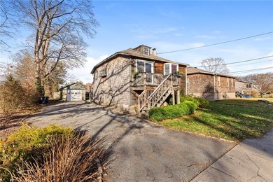 Home For Sale in Warwick image photo picture