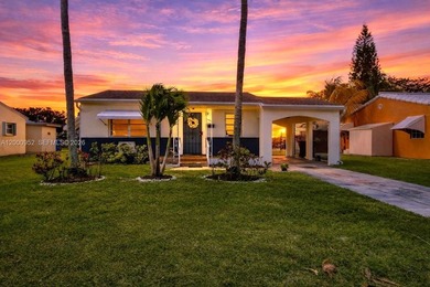 Beach Home For Sale in Hollywood, Florida