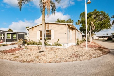 Beach Home For Sale in Fort Myers, Florida