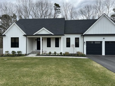 Beach Home For Sale in Mashpee, Massachusetts