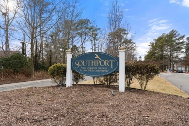 Beach Condo For Sale in Mashpee, Massachusetts
