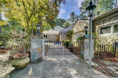 Beach Home For Sale in Portsmouth, Virginia