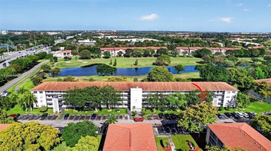 Beach Condo For Sale in Pembroke Pines, Florida