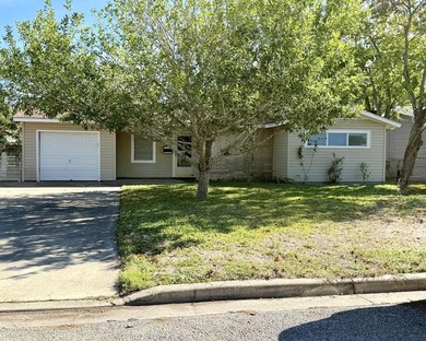 Beach Home For Sale in Port Lavaca, Texas