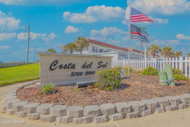 Beach Townhome/Townhouse Sale Pending in Flagler Beach, Florida