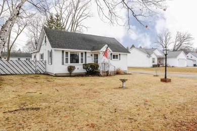 Beach Home For Sale in Fort Gratiot, Michigan