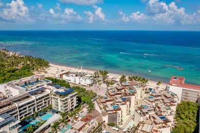 Beach Condo For Sale in Playa Del Carmen, 
