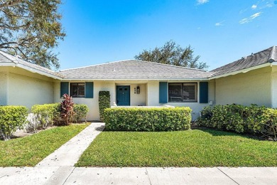 Beach Home For Sale in Palm Beach Gardens, Florida