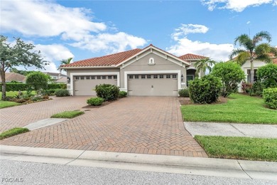 Beach Home For Sale in Fort Myers, Florida
