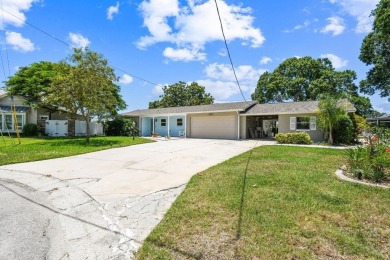 Beach Home For Sale in Palm Harbor, Florida