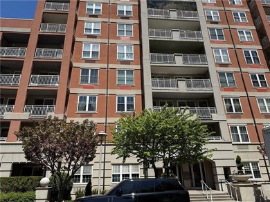 Beach Condo For Sale in Brooklyn, New York