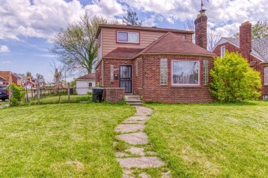 Beach Home For Sale in Detroit, Michigan