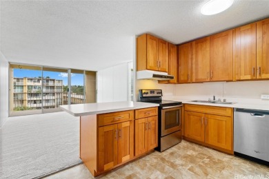 Beach Condo Sale Pending in Mililani, Hawaii