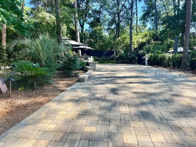 Beach Lot For Sale in Hilton Head Island, South Carolina
