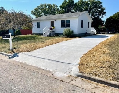 Beach Home Active Under Contract in Ludington, Michigan