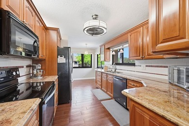 Beach Condo For Sale in Davie, Florida