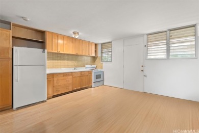 Beach Condo For Sale in Honolulu, Hawaii