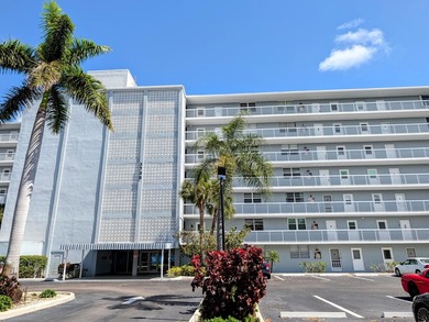 Beach Condo For Sale in Boca Raton, Florida