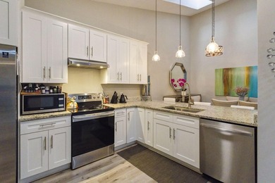 Beach Townhome/Townhouse For Sale in Tamarac, Florida