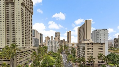 Beach Condo For Sale in Honolulu, Hawaii