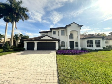 Beach Home For Sale in Fort Myers, Florida