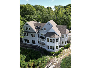 Beach Home For Sale in Mashpee, Massachusetts