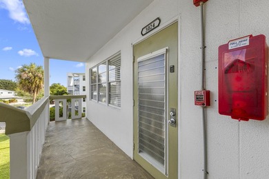 Beach Condo Sale Pending in Deerfield Beach, Florida