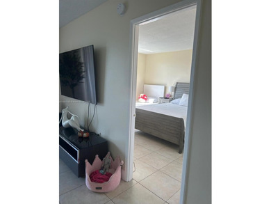 Beach Condo For Sale in Miami, Florida