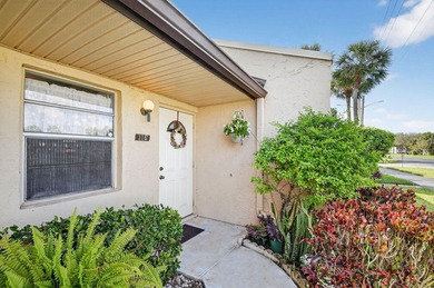 Beach Condo For Sale in West Palm Beach, Florida