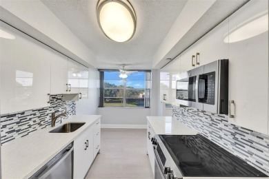 Beach Condo For Sale in Pembroke Pines, Florida