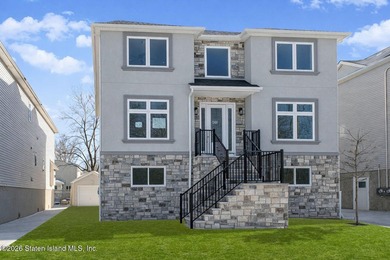 Beach Home For Sale in Staten Island, New York