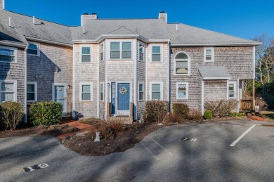 Beach Condo For Sale in Bourne, Massachusetts